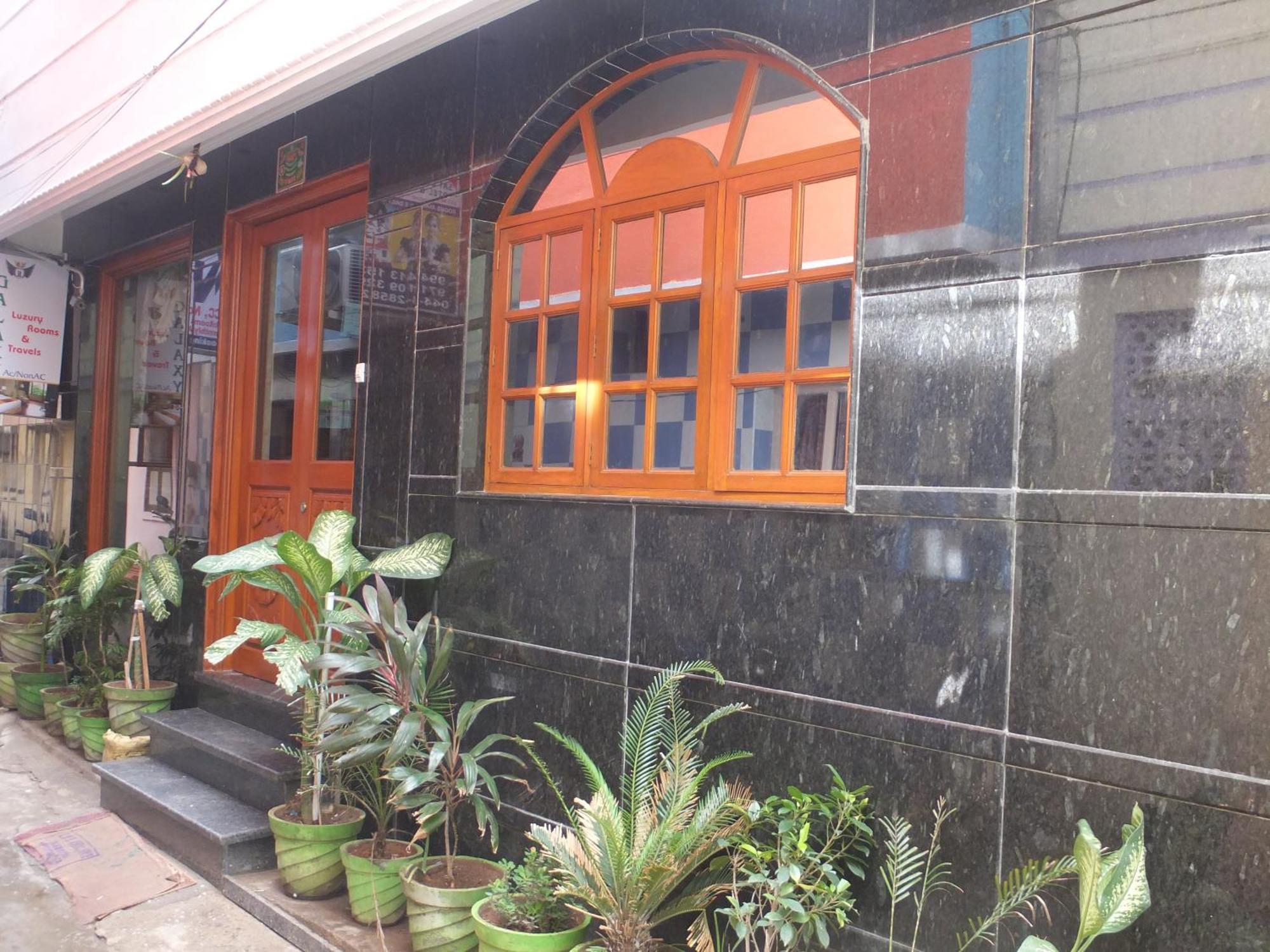 Sms Grand Inn Chennai Exterior photo